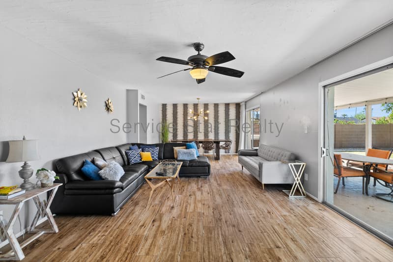 Scottsdale House: 5620 N 83rd St