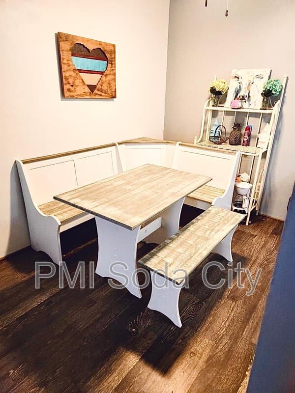 Columbia Condo: 810 Old Manor Road