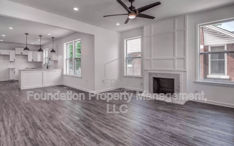 Memphis House: 1015 North Willett Street