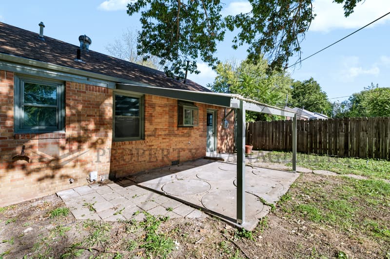Wichita House: 760 South Mission Road