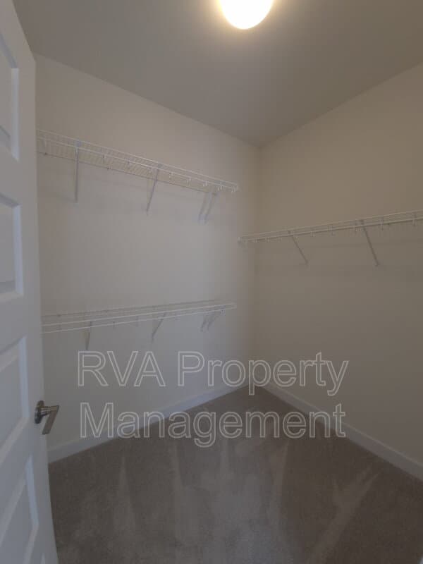 Chester House: 1713 Mainsail Lane