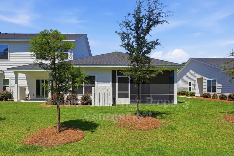 Pooler Townhome: 130 Danbury Court