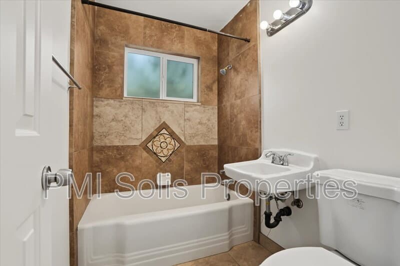 Phoenix House: 4672 North 30th Drive