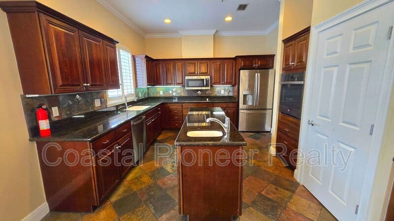 Tampa Townhome: 1001 S Rome Ave