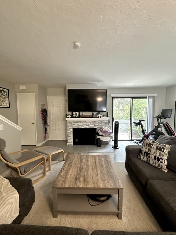 La Jolla Condo: 8750 Villa La Jolla Drive #69 - 69