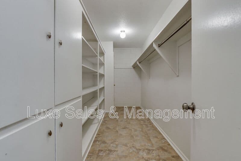 Oklahoma City House: 2516 NW 62nd St