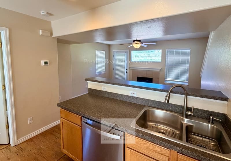 Palmer Lake Condo: 66 Vale Circle