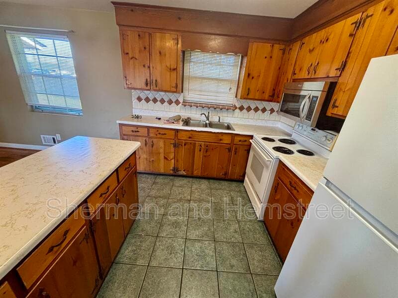 Augusta House: 119 Davant Road