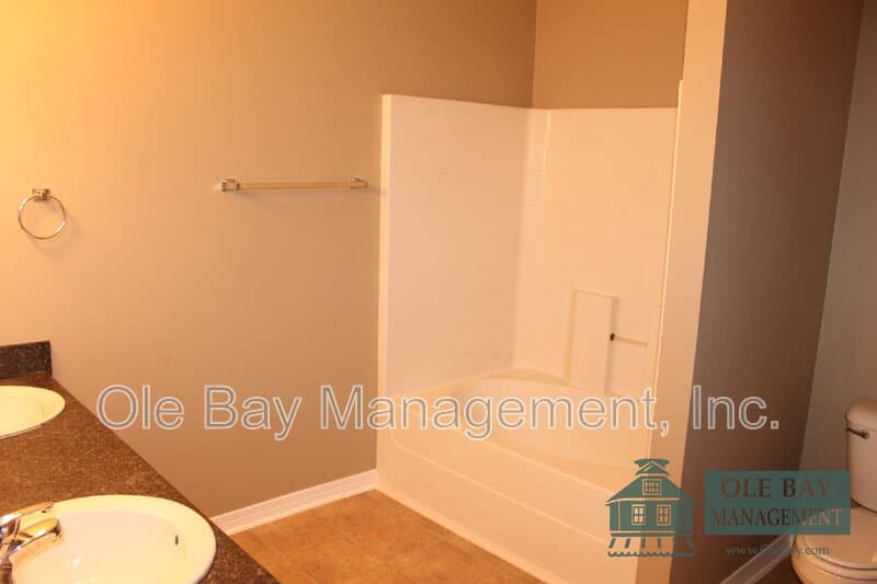 Mobile House: 8762 Fangorn Rd