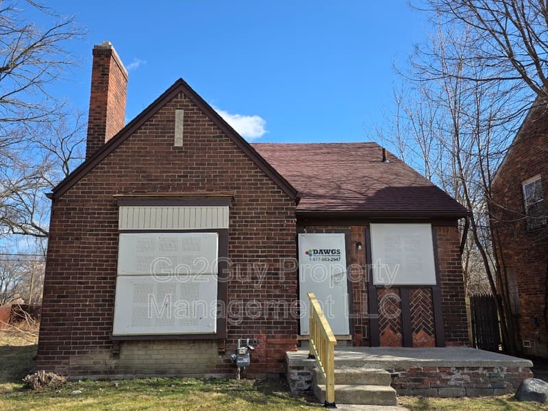 Detroit House: 5234 Berkshire