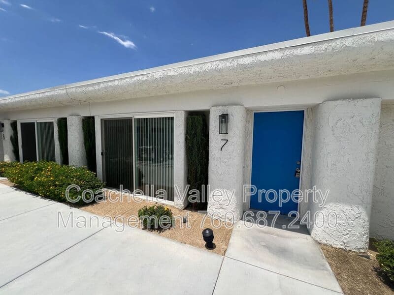 Palm Desert House: 73525 Shadow Mountain Dr