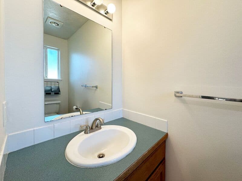 Eugene Townhome: 3697 Westleigh Street