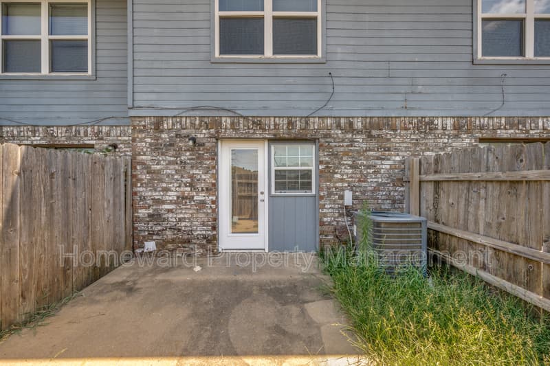 Denton Condo: 604 Meadow View Court - 3