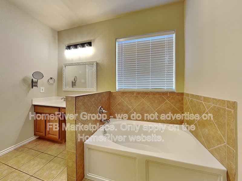 Austin House: 1908 Wayward Sun Dr