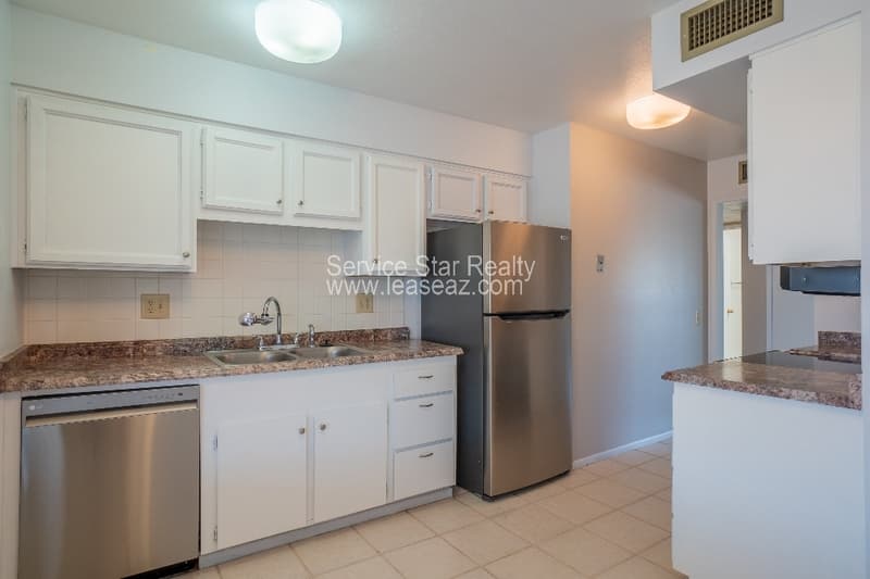 Sun City House: 17230 N Palo Verde Dr