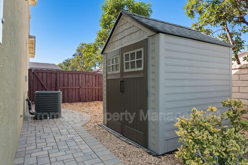 Oceanside House: 5514 Lipizzaner Circle
