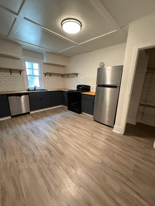 Tacoma Condo: 2906 N 21st St