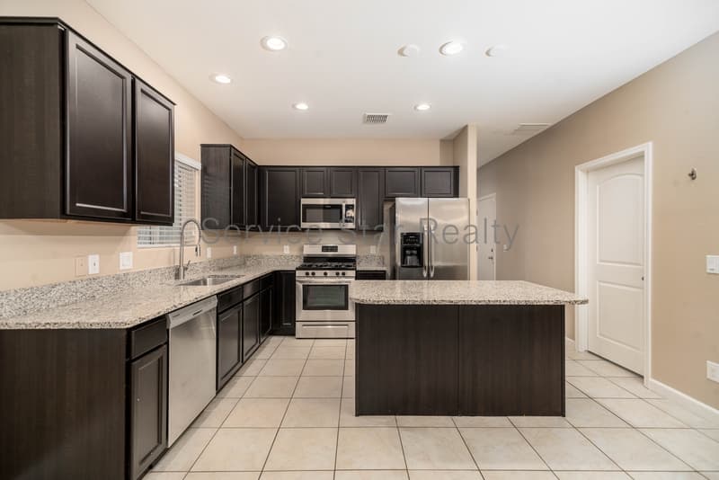 San Tan Valley House: 4086 W Maggie Dr