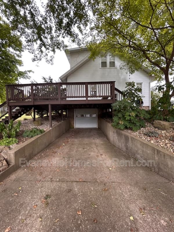 Evansville House: 4500 Middle Mount Vernon Road