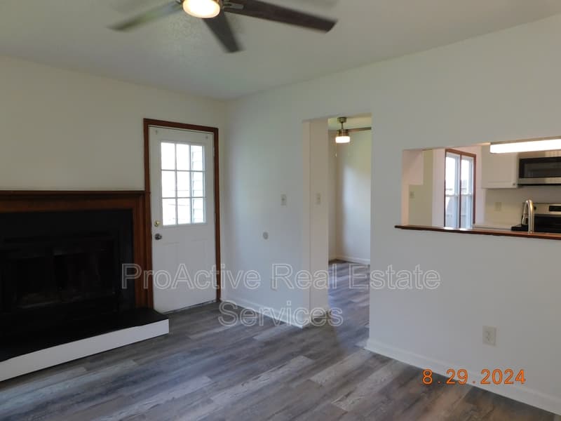 Virginia Beach House: 1461 Thamesford Dr.
