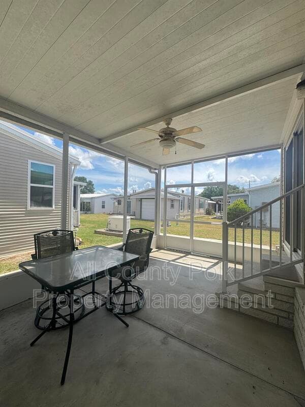 Haines City House: 106 Reineke Rd