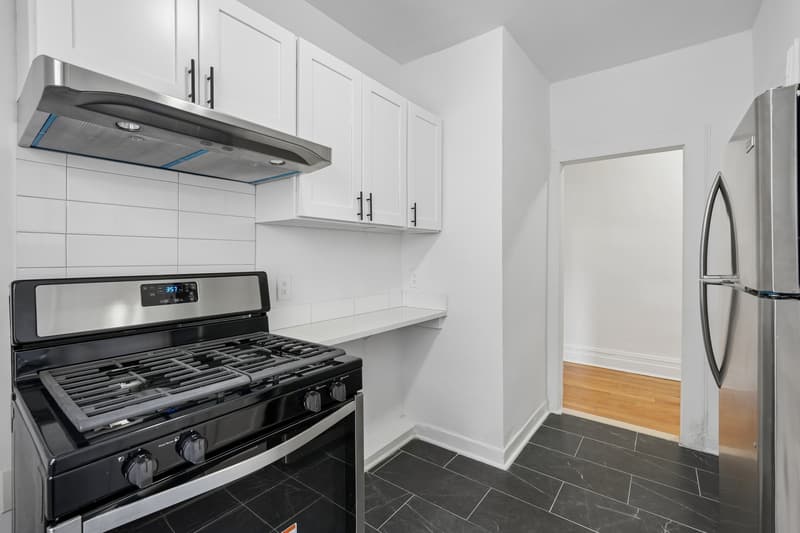 East Orange Condo: 120 S Harrison St - Apt - 27