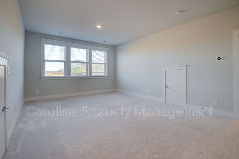 Charlotte House: 5939 Ardrey Kell Rd