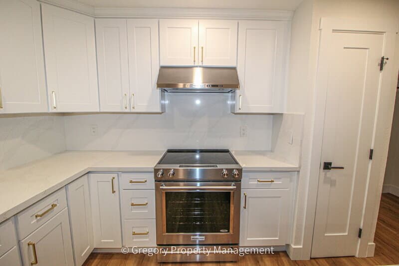 Bothell House: 14806 107th Ave NE