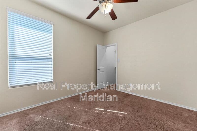 Fort Worth House: 1816 Placitas Trail