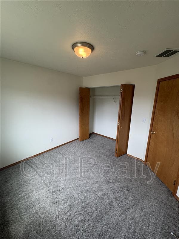Spokane valley Townhome: 18716 E Augusta