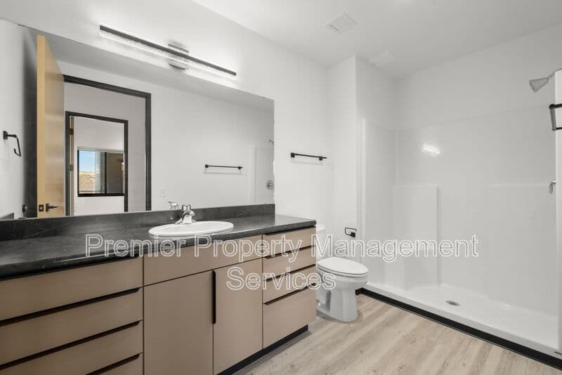 Billings Apartment: 2310 1st Ave N