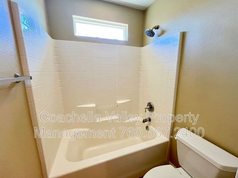 Indio House: 84543 Strada Way