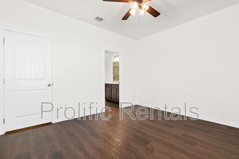 Killeen Condo: 5003 Rose Garden Loop - 1