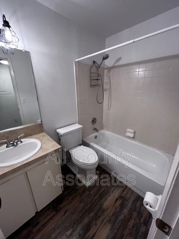 Palm Harbor Condo: 3277 Fox Chase Cir N