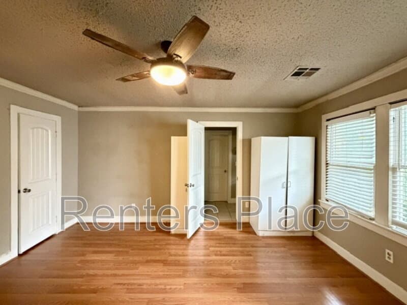 Tulsa House: 1815 North Boston Place
