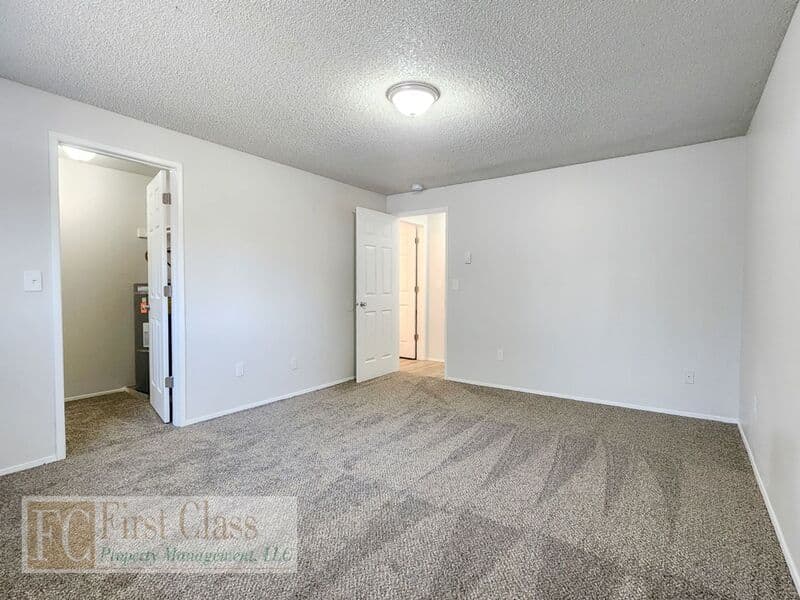 PORTLAND Condo: 1376 NE 186TH AVE