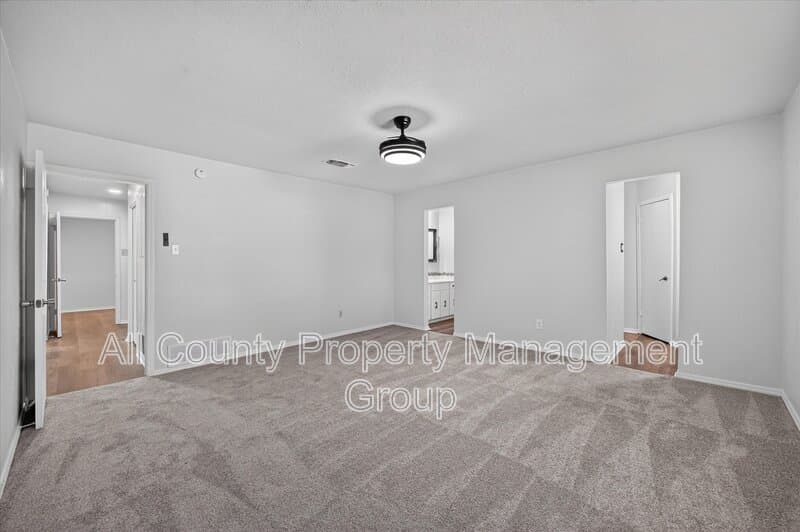 North Richland Hills House: 7217 Timberlane Drive