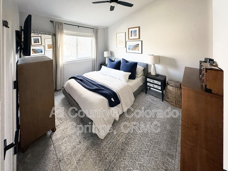 Colorado Springs House: 824 S Logan Avenue