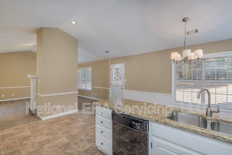 Covington House: 35 Oak Ridge Ct
