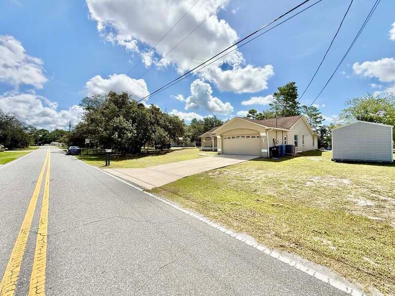 Weeki Wachee House: 10300 Noddy Tern Road