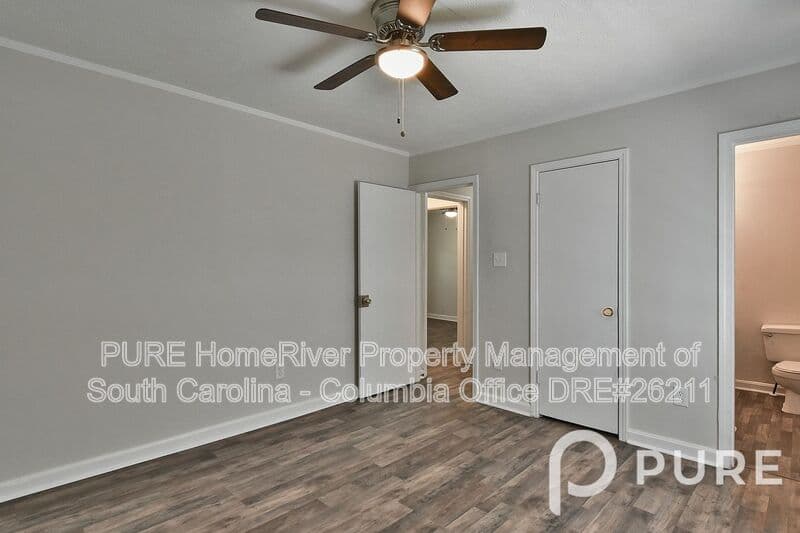 Columbia House: 1017 Rockymount Rd