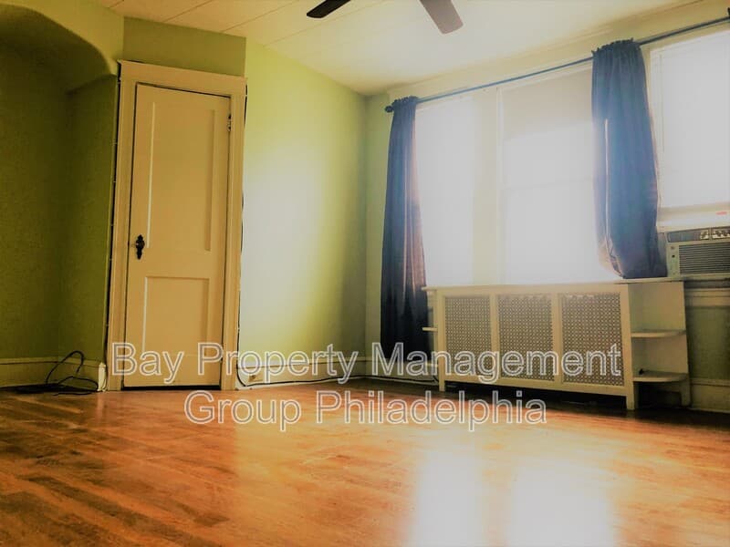 Philadelphia House: 618 Gerhard St
