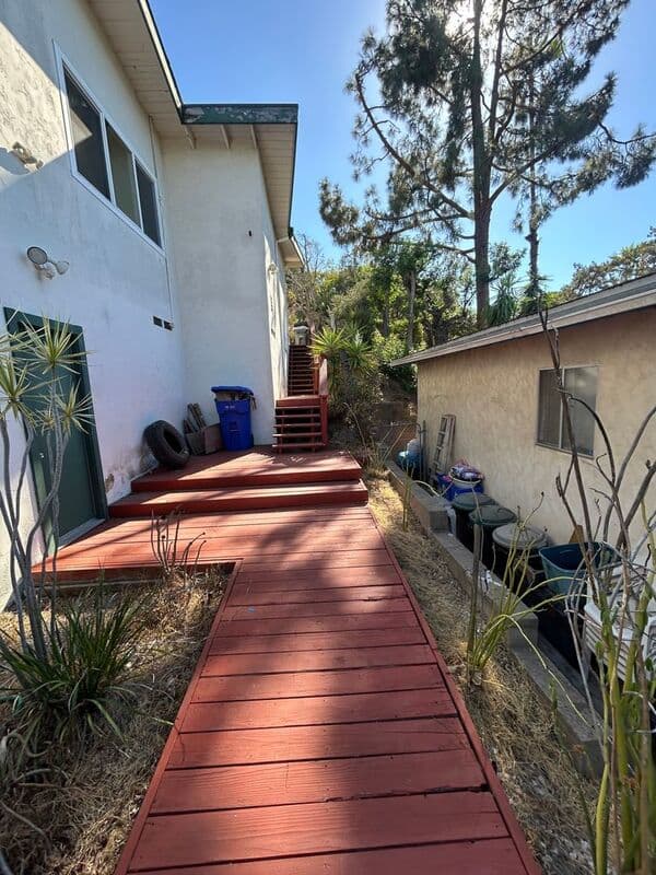 La Mesa House: 4040 Yale Ave