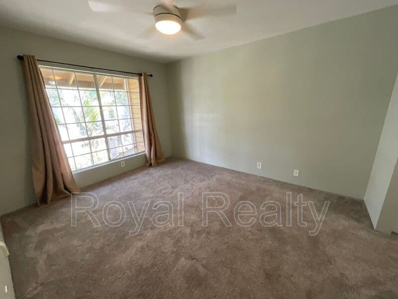 Honolulu Condo: 625 Mananai Place
