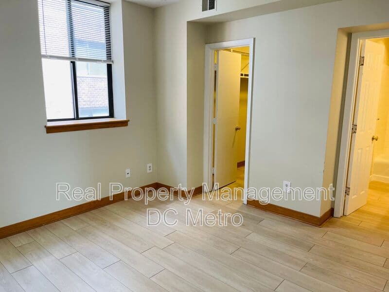 Washington Condo: 3 Washington Circle NW