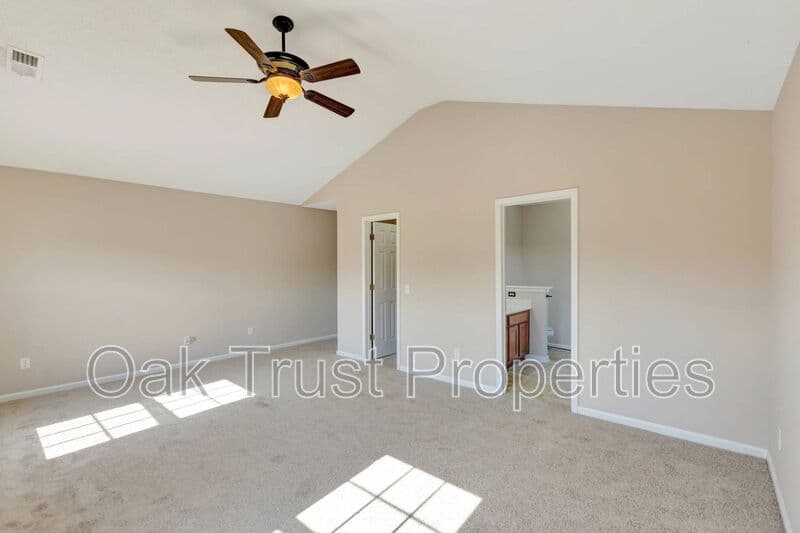Summerville House: 407 Cotton Hope Lane