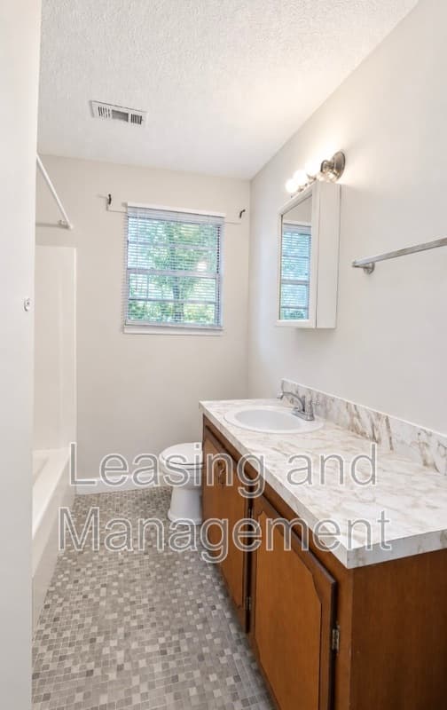 Charleston Condo: 1611 Jessamine Road
