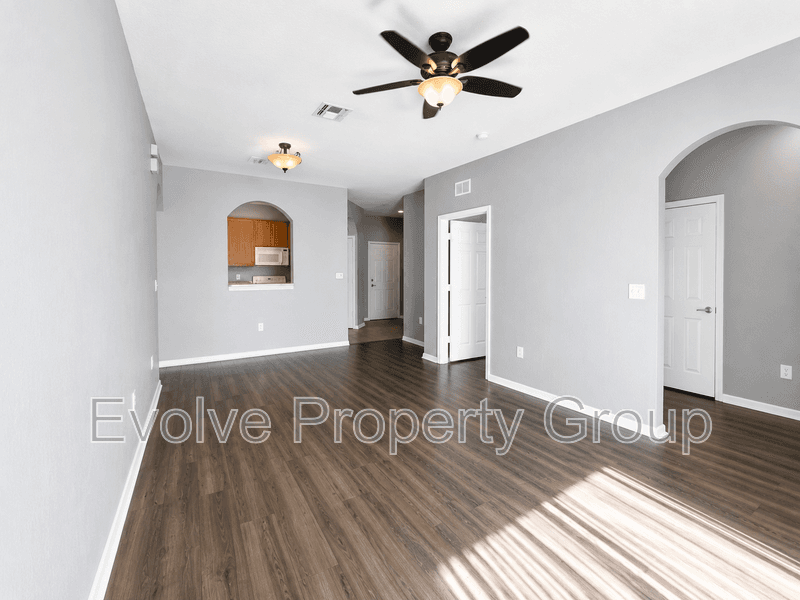 Orlando House: 8775 Sartori St.