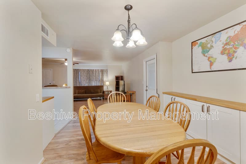 Mesa House: 5328 E Decatur St