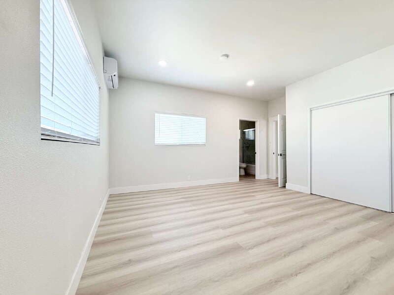 Los Angeles House: 1313 West 84th Place